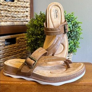 Clarks Brynn Madi Beige Leather Sandals size 10